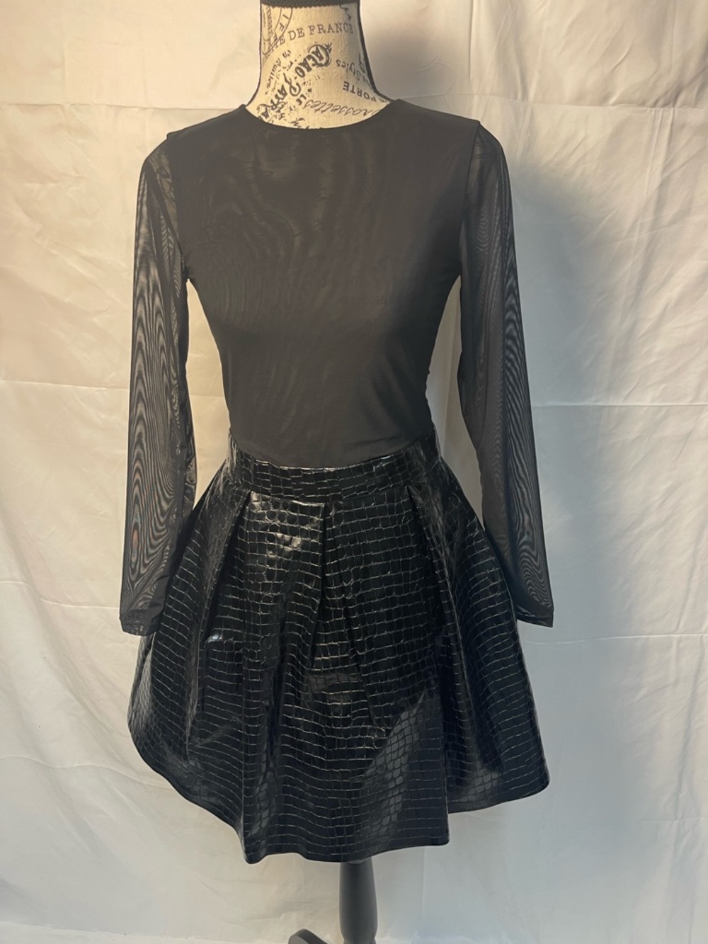 Alice + Olivia Black Dress with Branded Tag